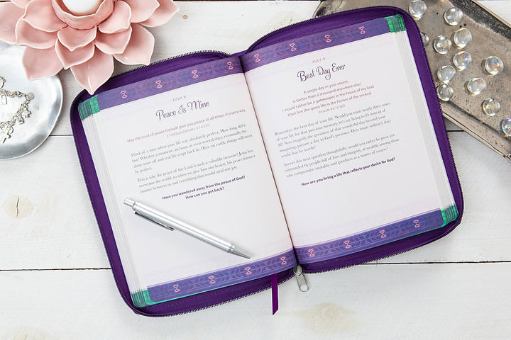 God Is Always With Me (Zippered Devotional)