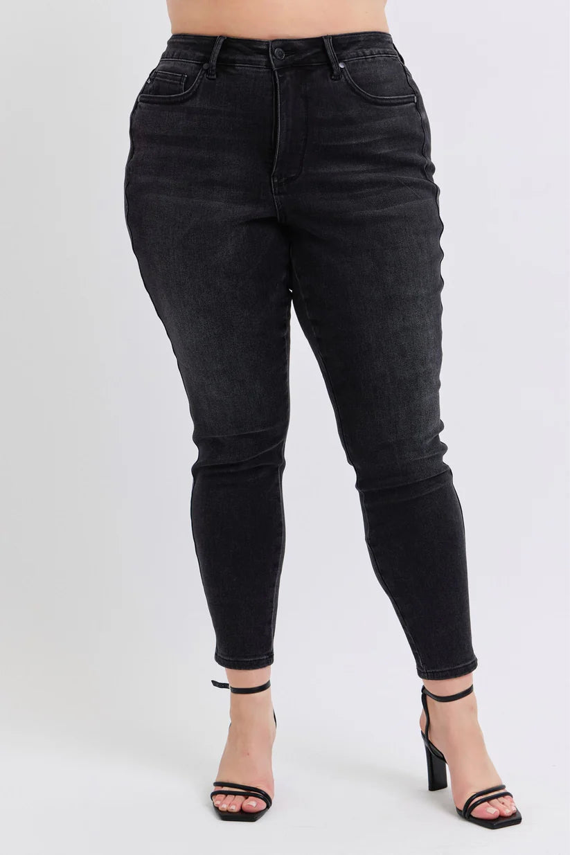 Judy Blue Tummy Control Black Skinny