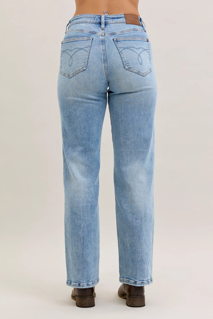 Judy Blue Mid Rise Rigid Magic Straight Jeans