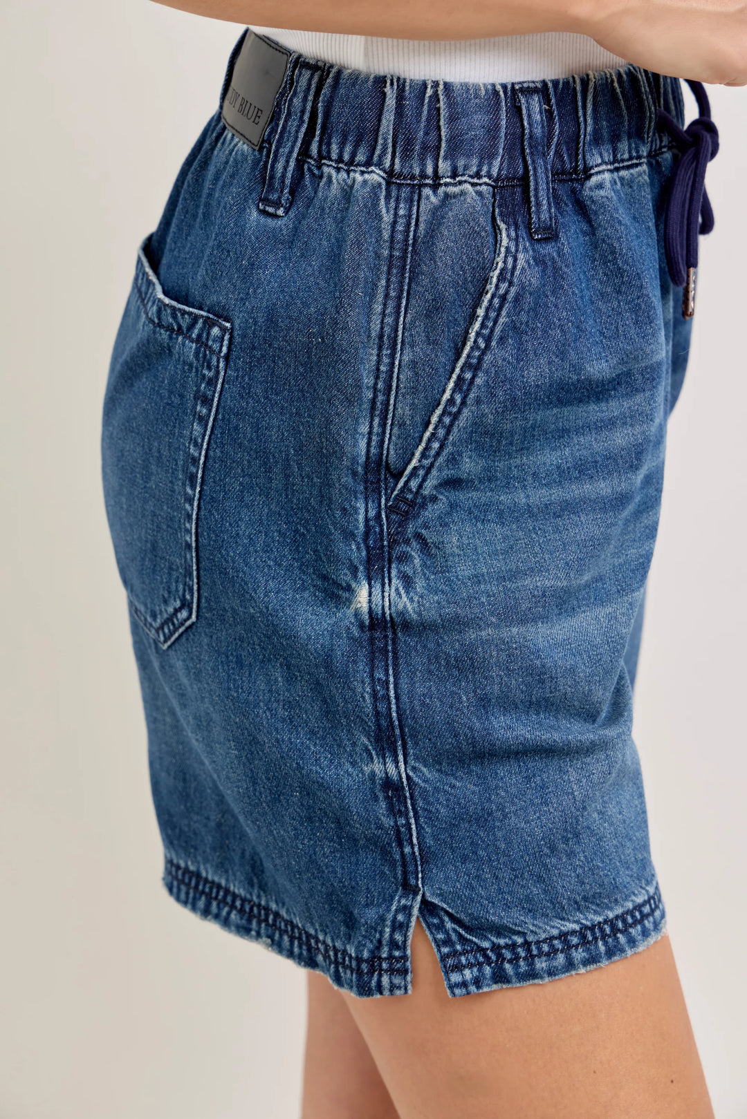 Size S & L Judy Blue Dark Feather weight Short