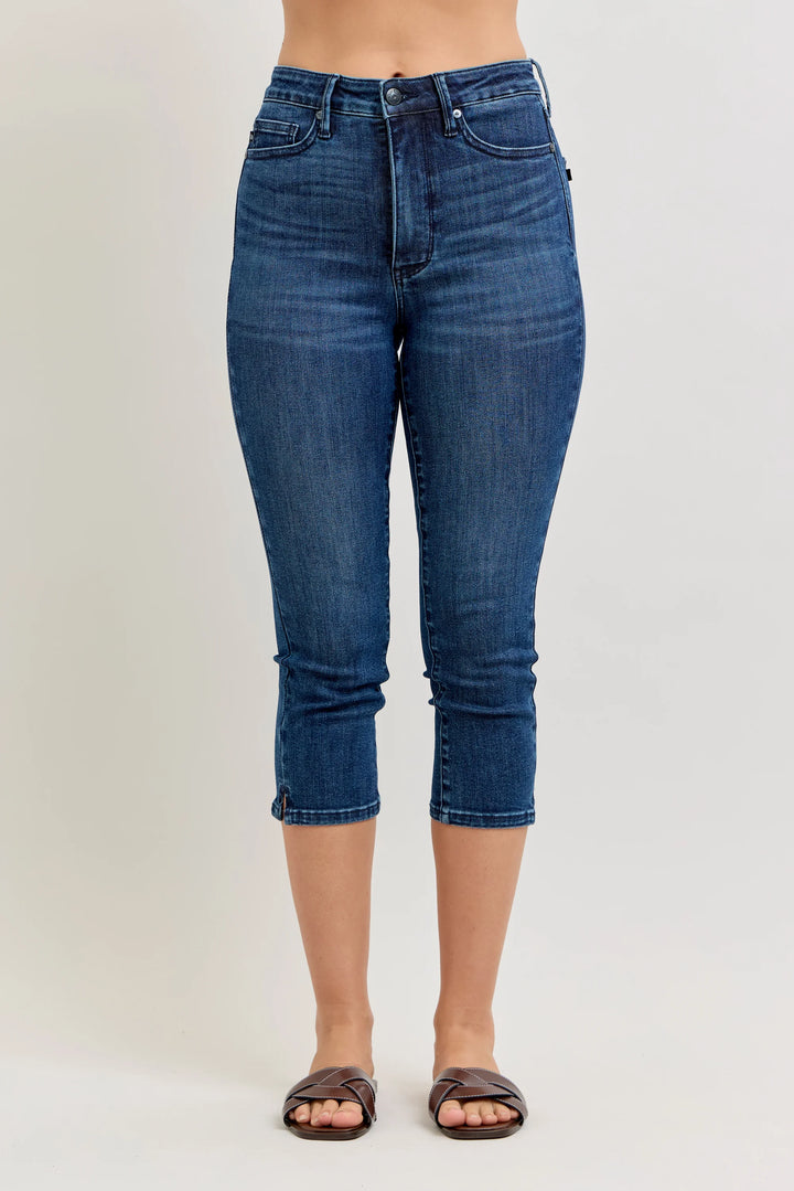 Judy Blue Tummy Control Shield Back Pocket Capri