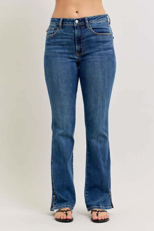 Size 7, 13, 14W, 20W Judy Blue Mid Rise Cell Phone Pocket Bootcut