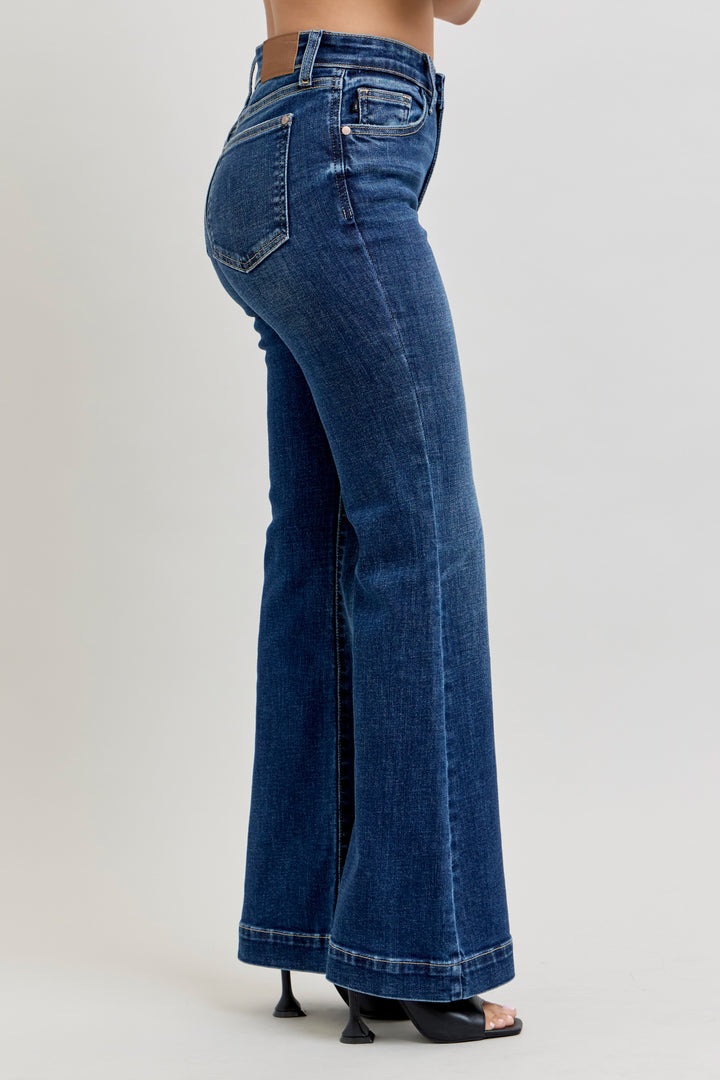 Size 5, 7, 9, 11, 13, 24W Judy Blue Petite Trouser Flare Jeans