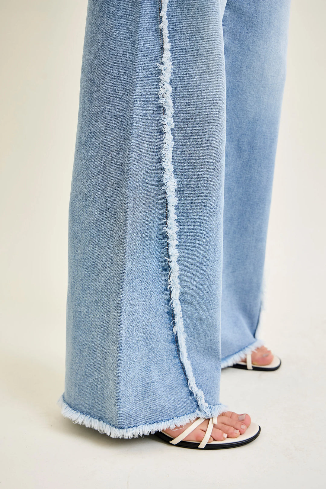 Judy Blue Retro Wide Raw Twist Outseam Jeans