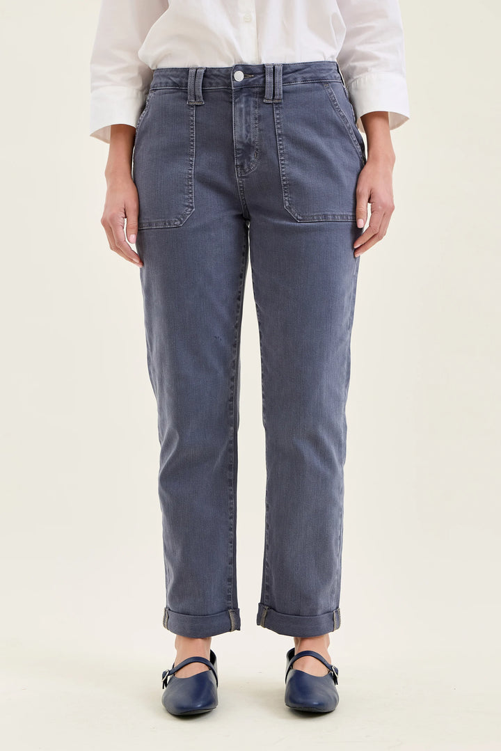 Judy Blue Vintage Indigo Weekender Jeans