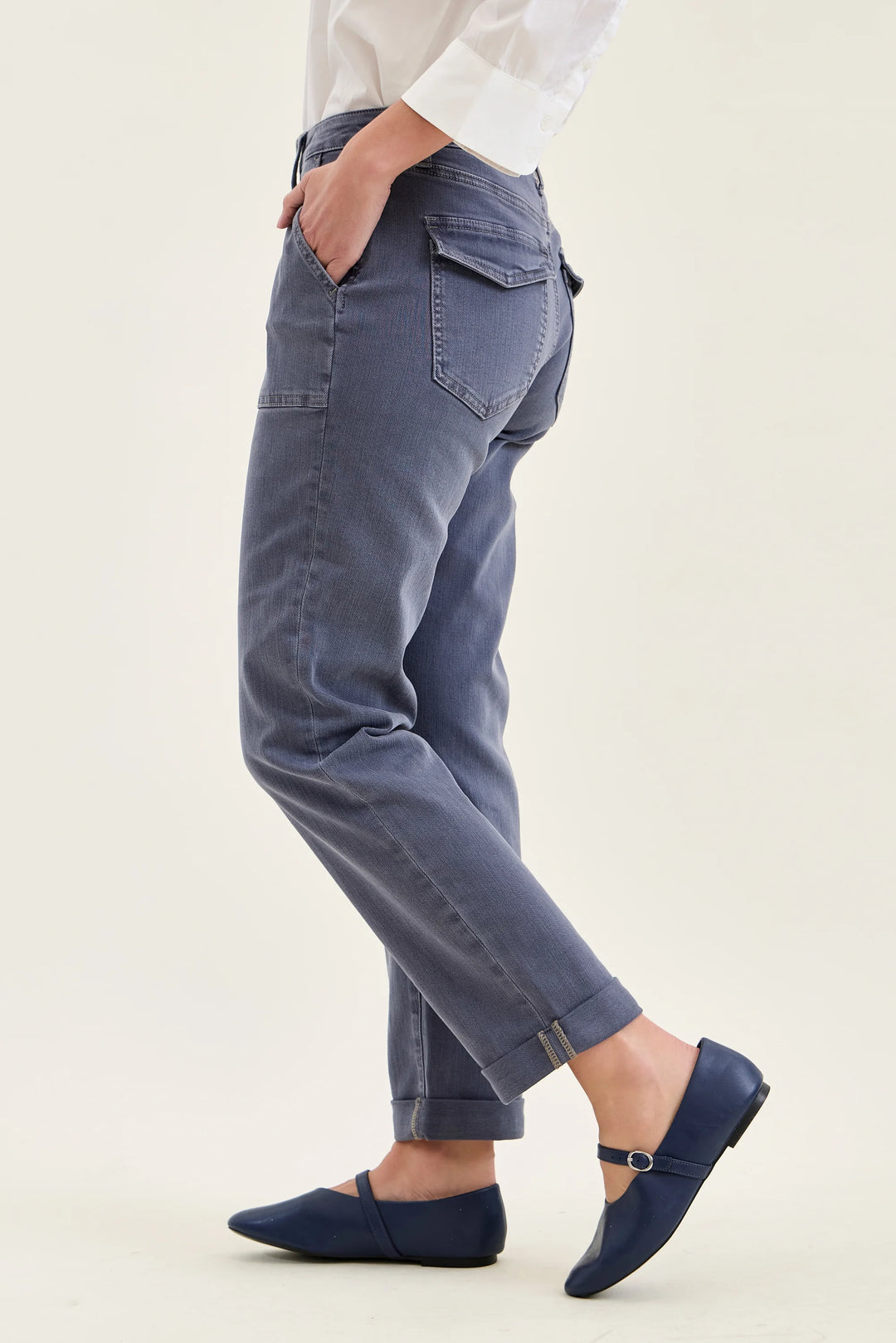 Judy Blue Vintage Indigo Weekender Jeans