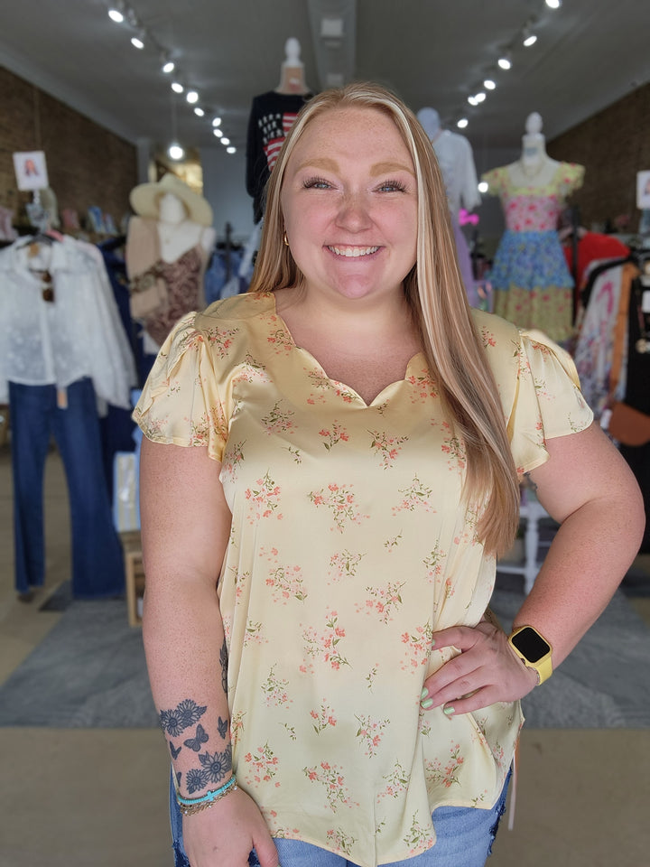 Floral Print Scalloped V-neck Satin Blouse