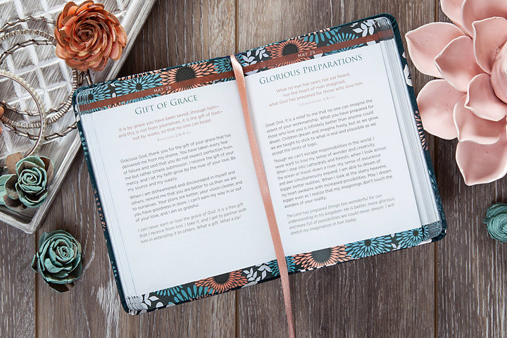 365 Power Prayers for Women (Prayer Devotional)