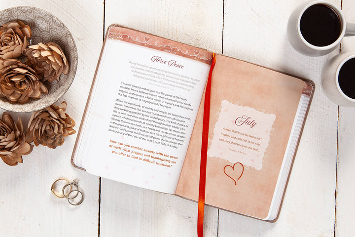 Mr & Mrs (Devotional for Couples, Valentine's Day Gifts)