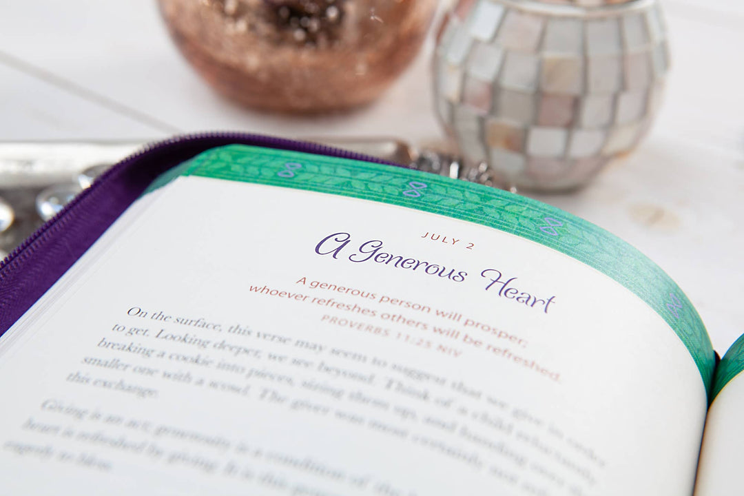 God Is Always With Me (Zippered Devotional)