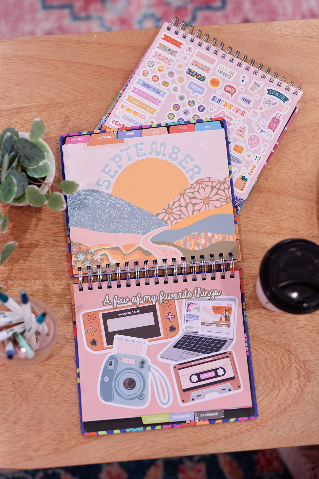 17 Month Planner- Pop of Floral 