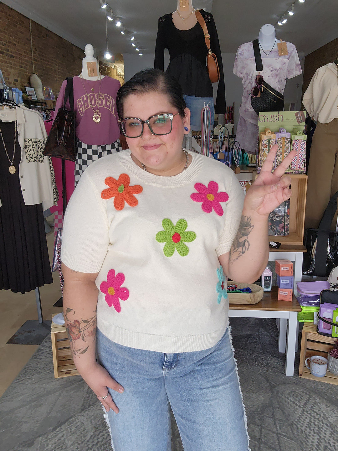 Crochet Flower Short Sleeve Sweater