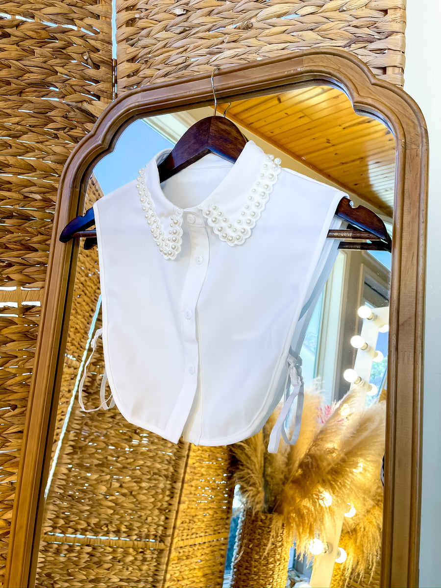 Embelleshed Collar