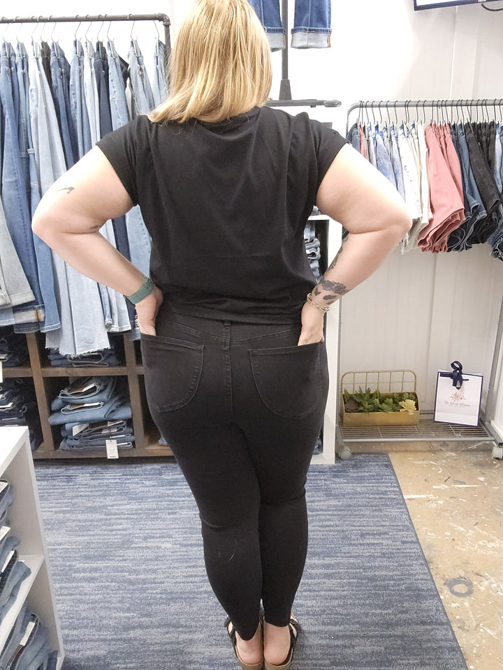 Judy Blue Booty Lifting Black Skinny Jegging